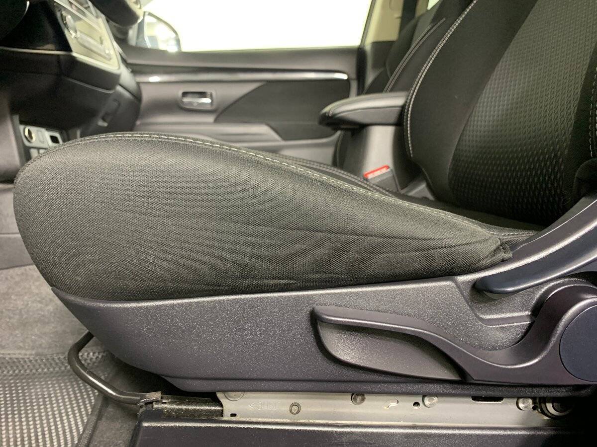 Mitsubishi Outlander б/у, 2019, Вариатор. Фото: #15