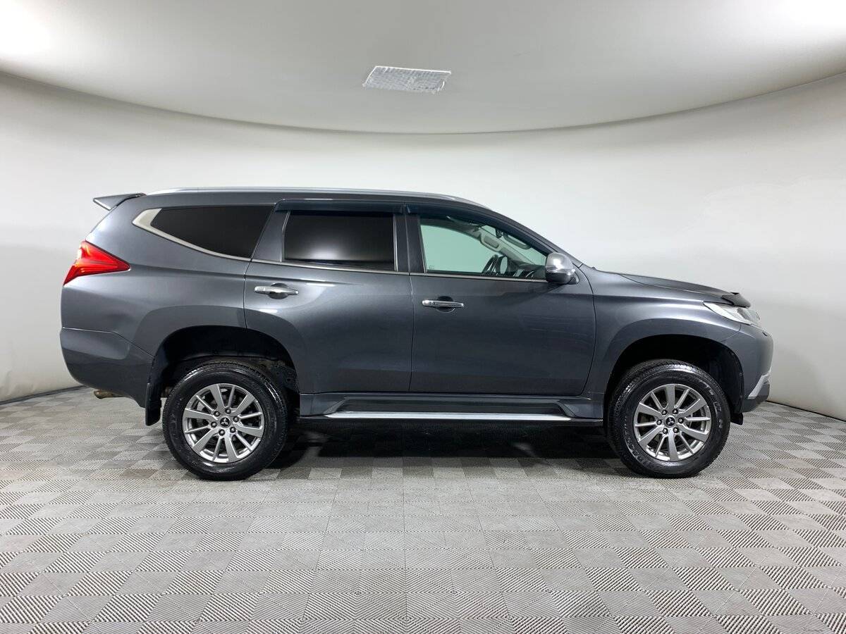 Mitsubishi Pajero Sport б/у, 2018, Автоматическая. Фото: #3