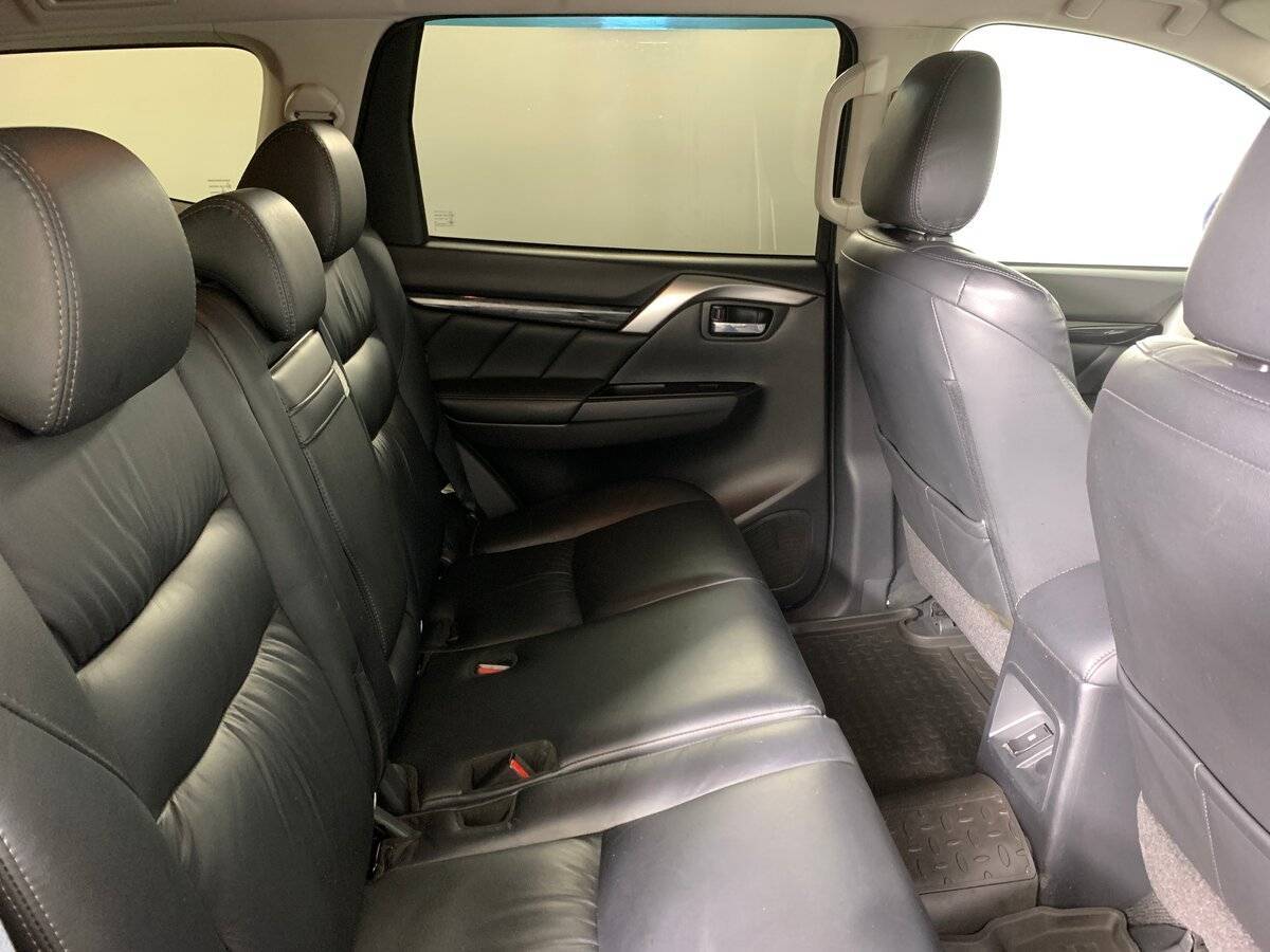 Mitsubishi Pajero Sport б/у, 2018, Автоматическая. Фото: #16