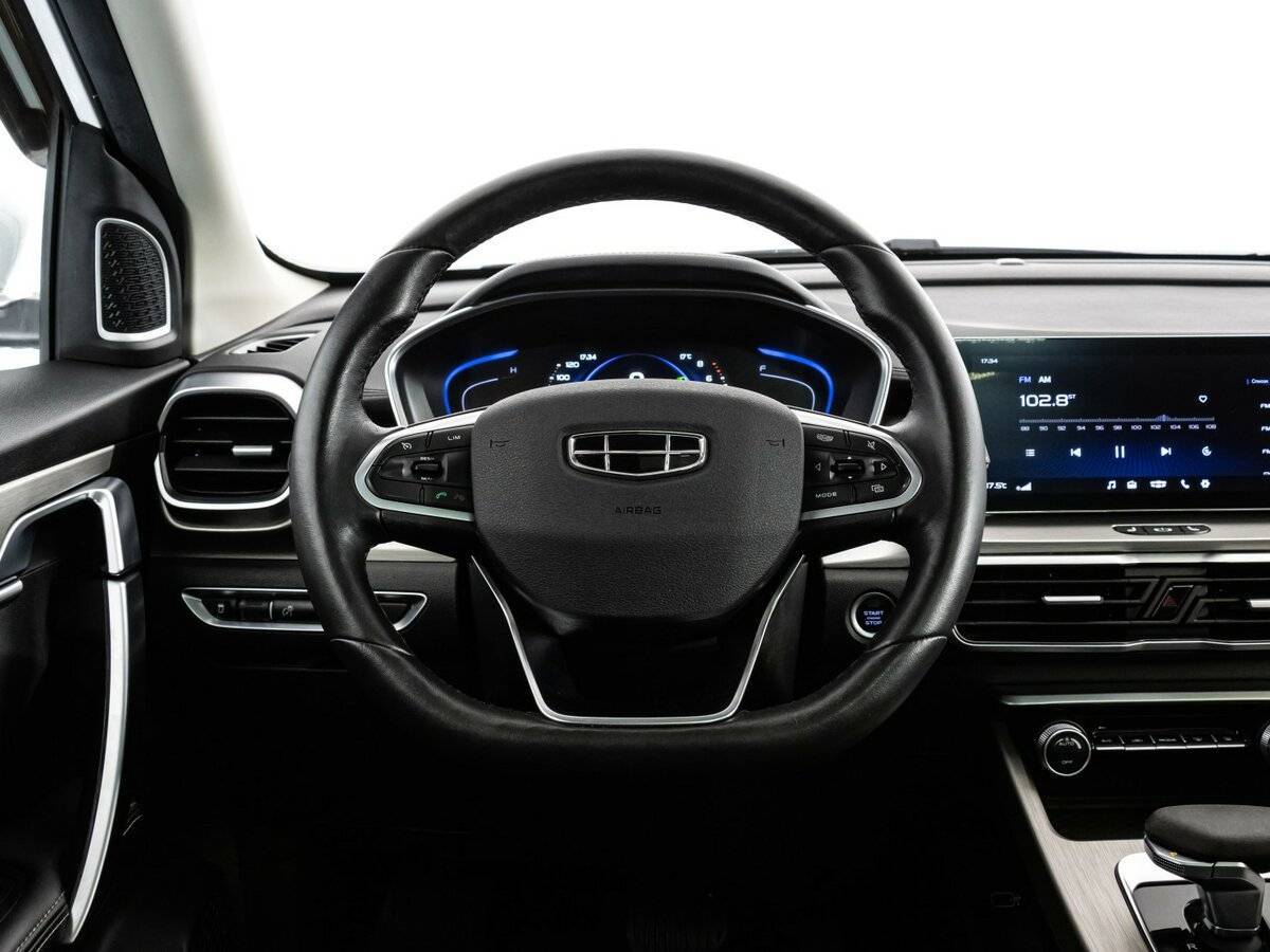 Geely Coolray б/у, 2023, Роботизированная. Фото: #11