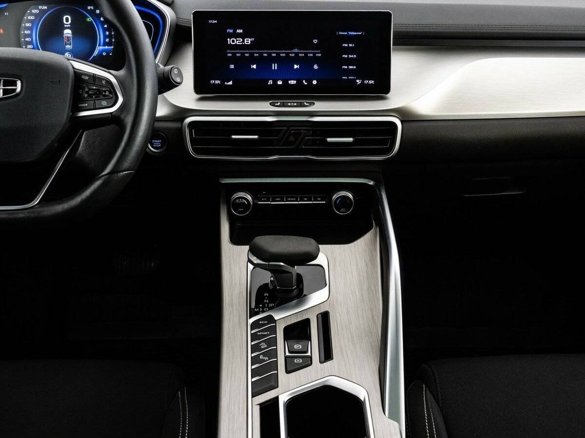 Geely Coolray б/у, 2023, Роботизированная. Фото: #13