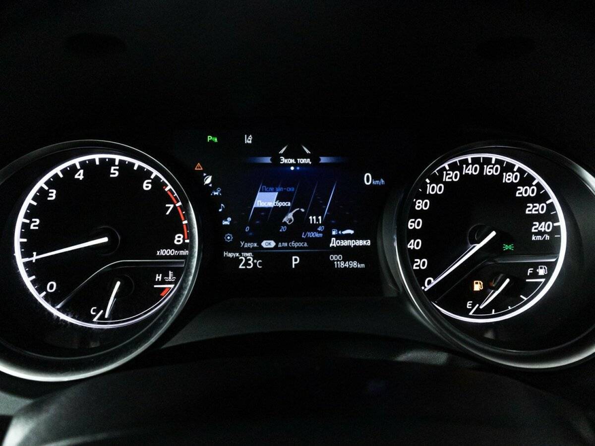 Toyota Camry б/у, 2018, Автоматическая. Фото: #11