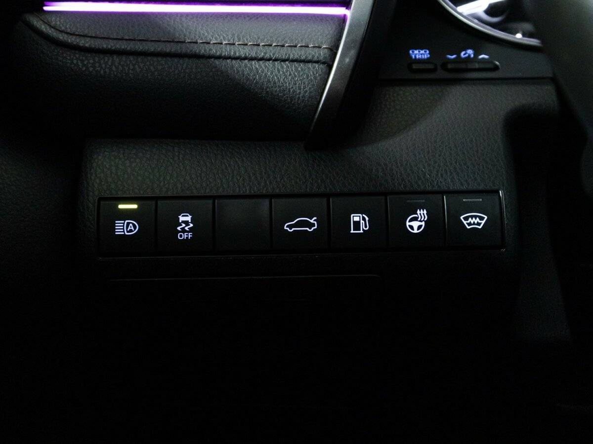 Toyota Camry б/у, 2018, Автоматическая. Фото: #18