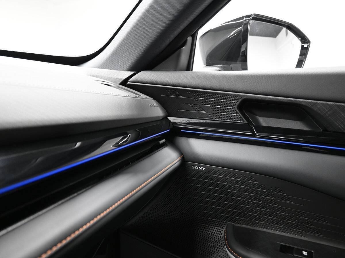 Changan UNI-V б/у, 2023, Роботизированная. Фото: #23