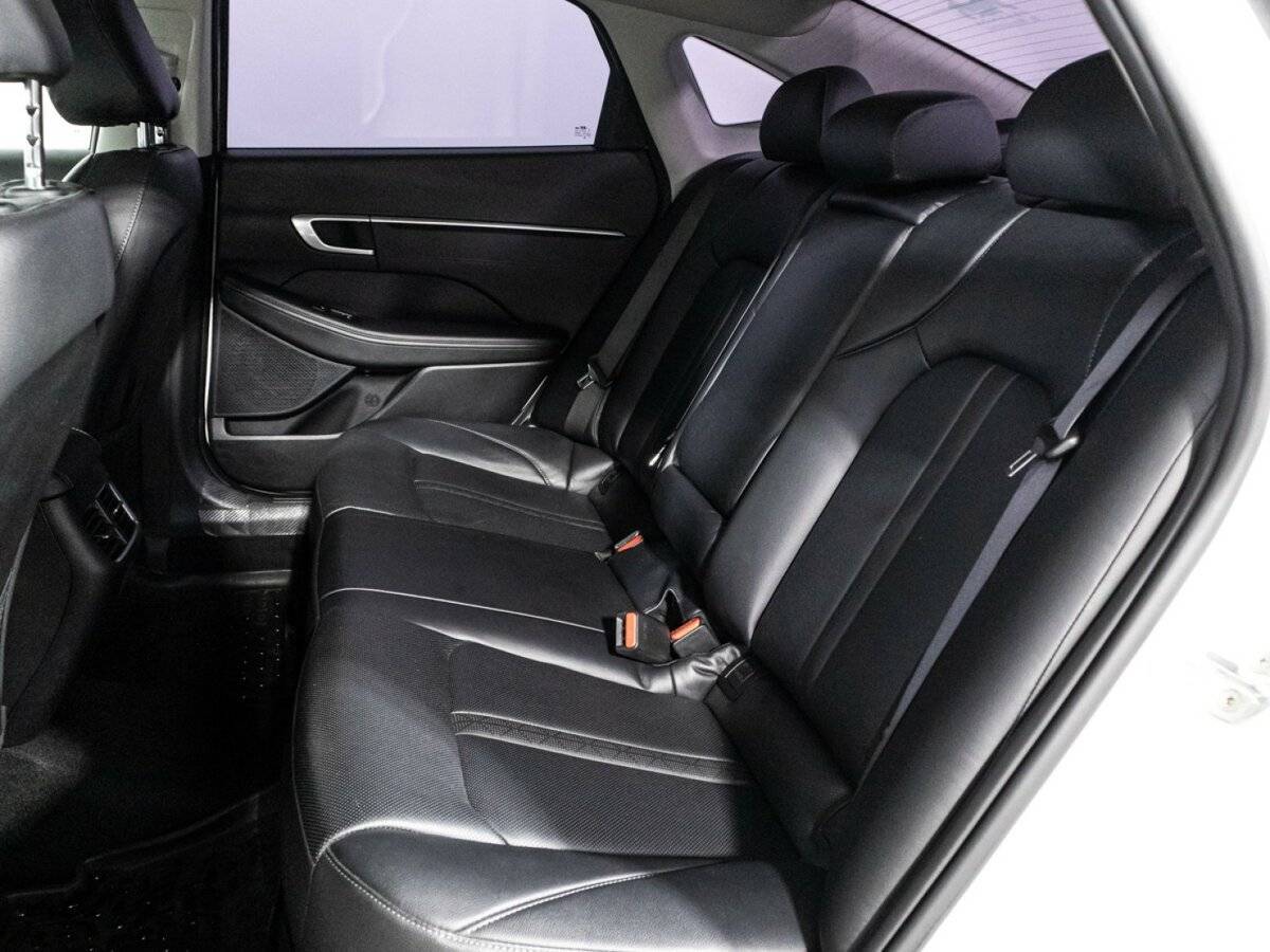 Hyundai Sonata б/у, 2021, Автоматическая. Фото: #9