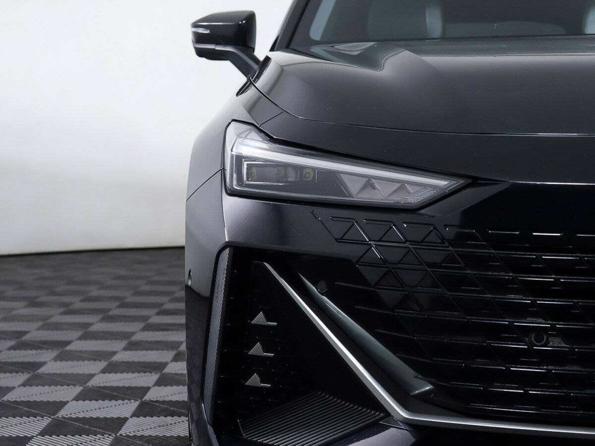 Changan UNI-V б/у, 2023, Роботизированная. Фото: #25