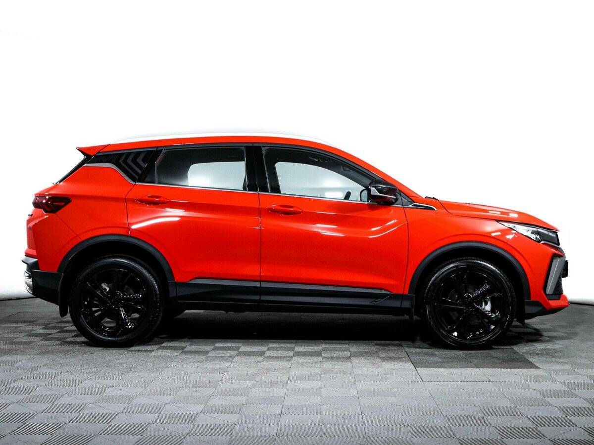 Geely Coolray б/у, 2024, Роботизированная. Фото: #3