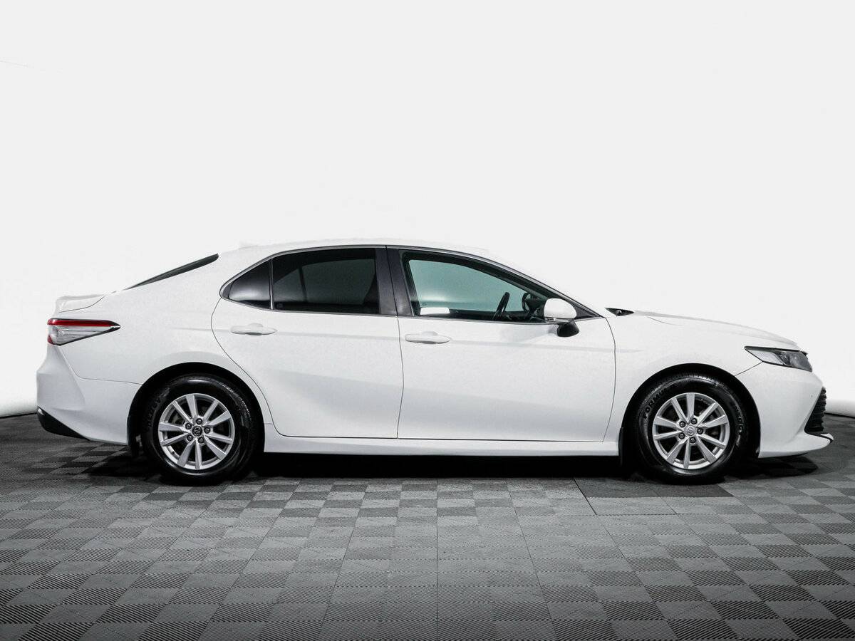 Toyota Camry б/у, 2018, Автоматическая. Фото: #3