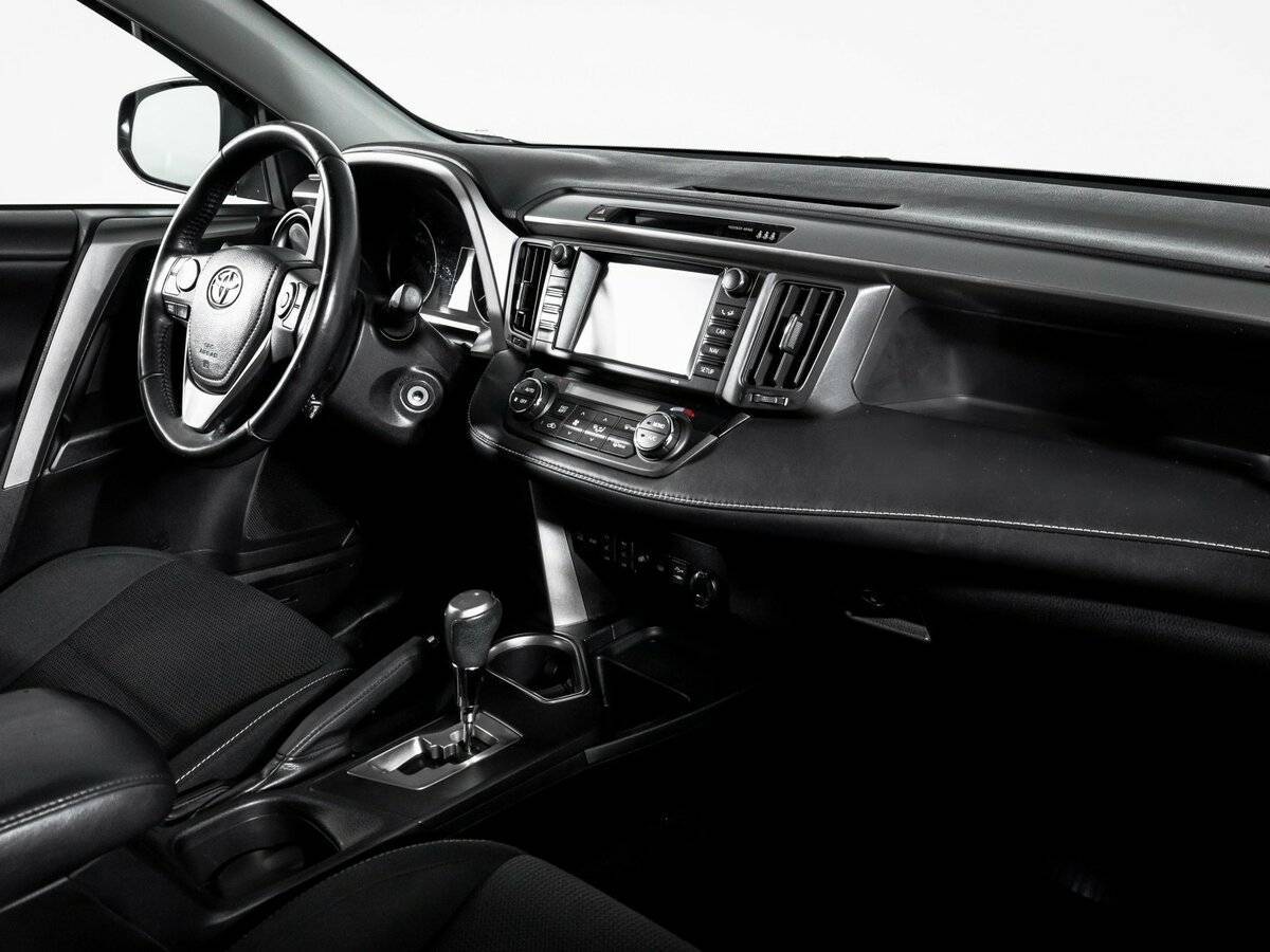 Toyota RAV4 б/у, 2017, Автоматическая. Фото: #8