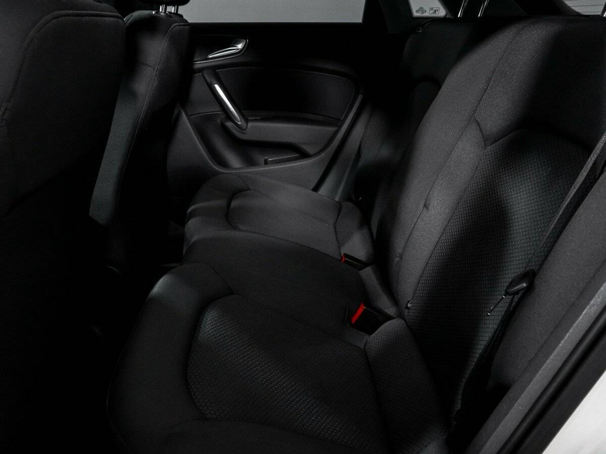 Audi A1 б/у, 2014, Роботизированная. Фото: #9