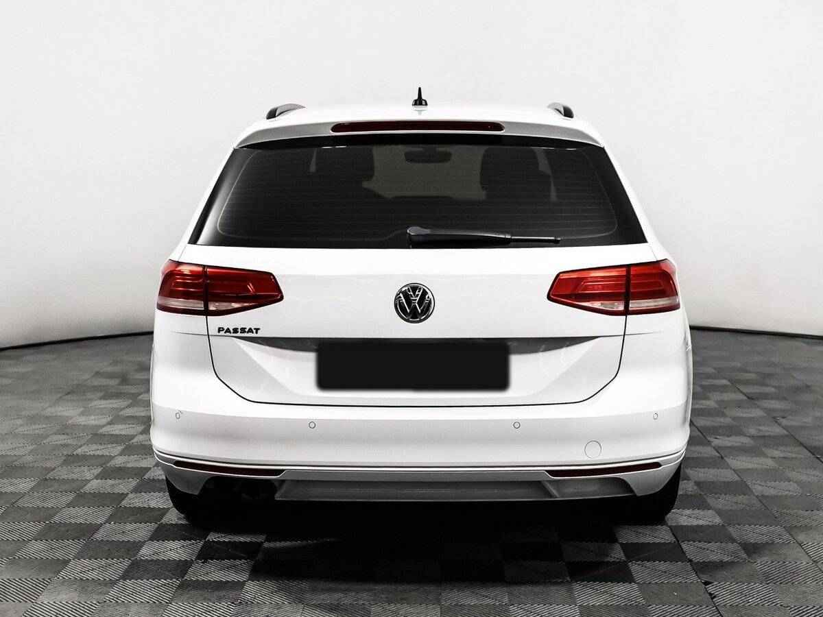 Volkswagen Passat б/у, 2018, Роботизированная. Фото: #5