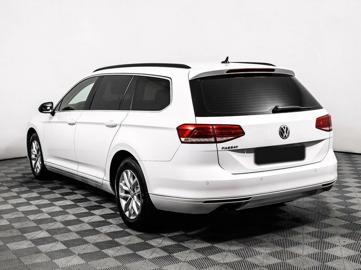 Volkswagen Passat б/у, 2018, Роботизированная. Фото: #6