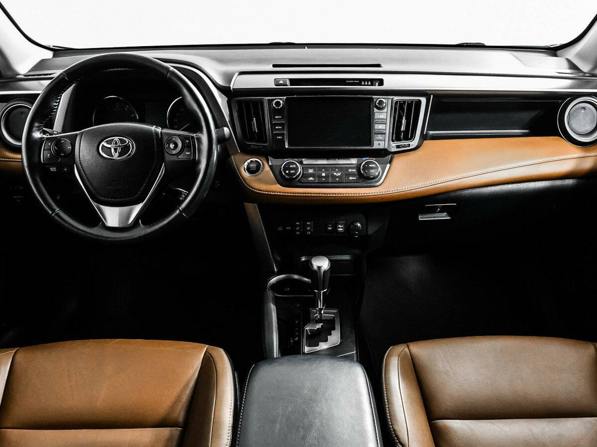 Toyota RAV4 б/у, 2017, Автоматическая. Фото: #10