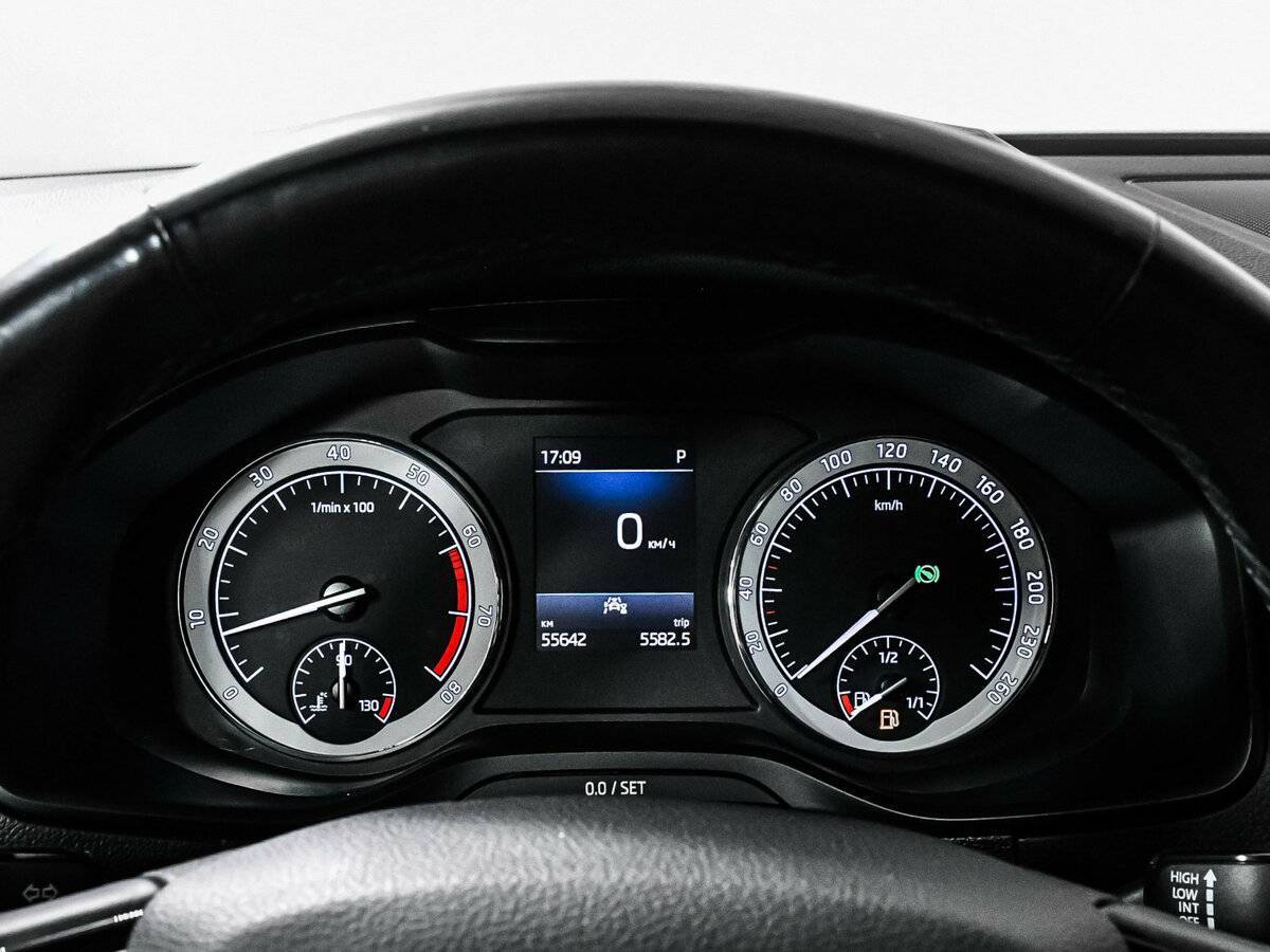 Skoda Karoq б/у, 2020, Автоматическая. Фото: #9