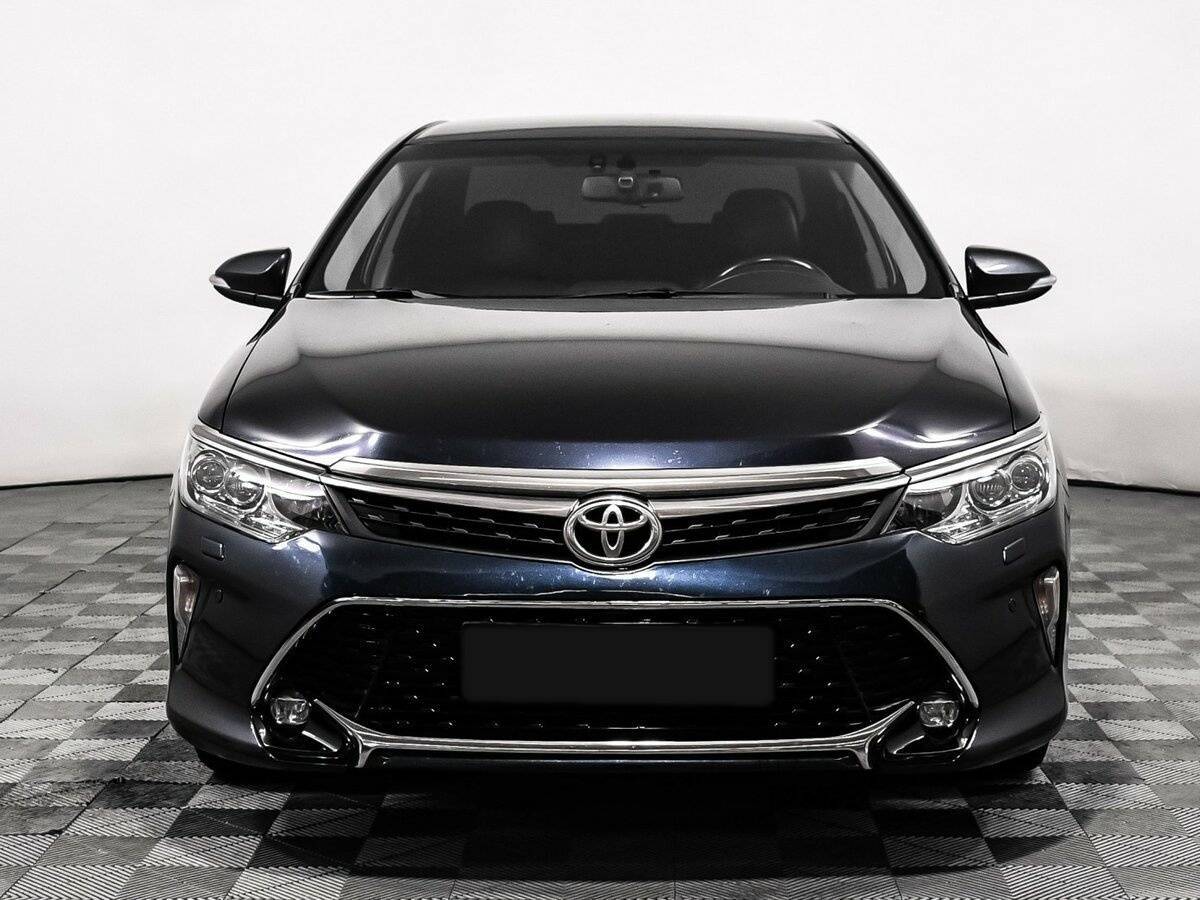 Toyota Camry б/у, 2017, Автоматическая. Фото: #1