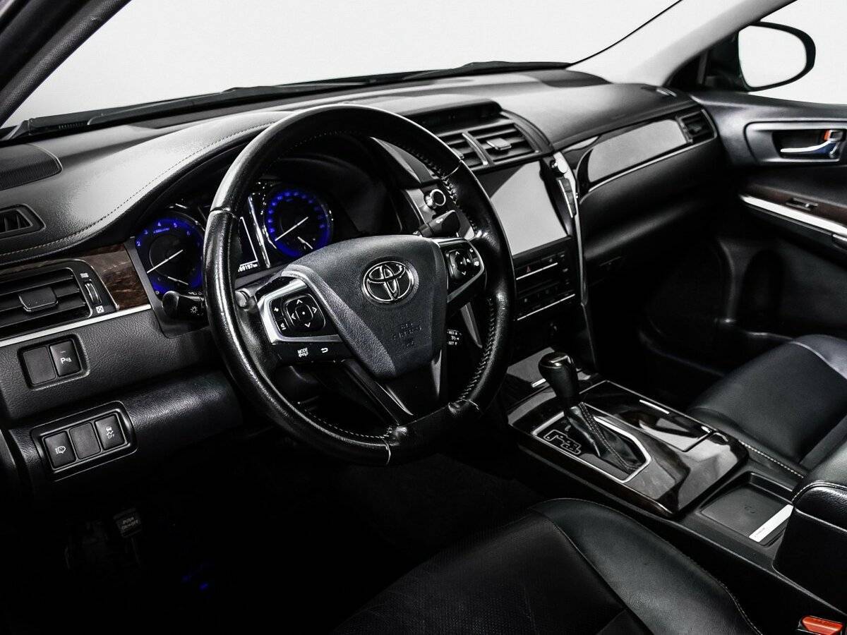 Toyota Camry б/у, 2017, Автоматическая. Фото: #10