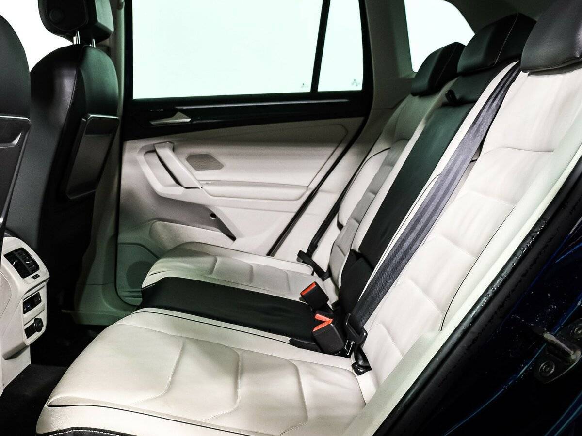 Volkswagen Tiguan б/у, 2017, Роботизированная. Фото: #11