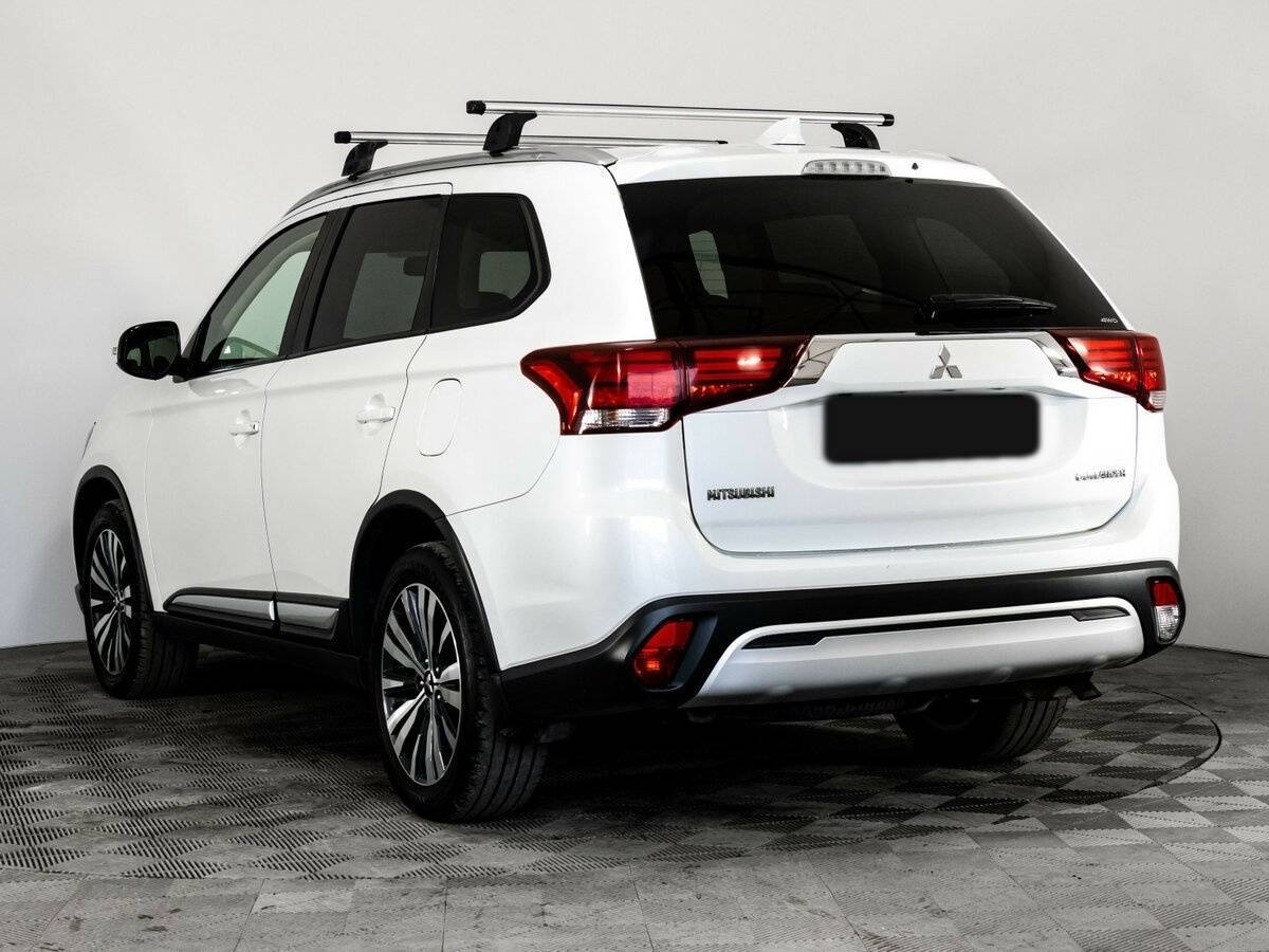 Mitsubishi Outlander б/у, 2019, Вариатор. Фото: #6