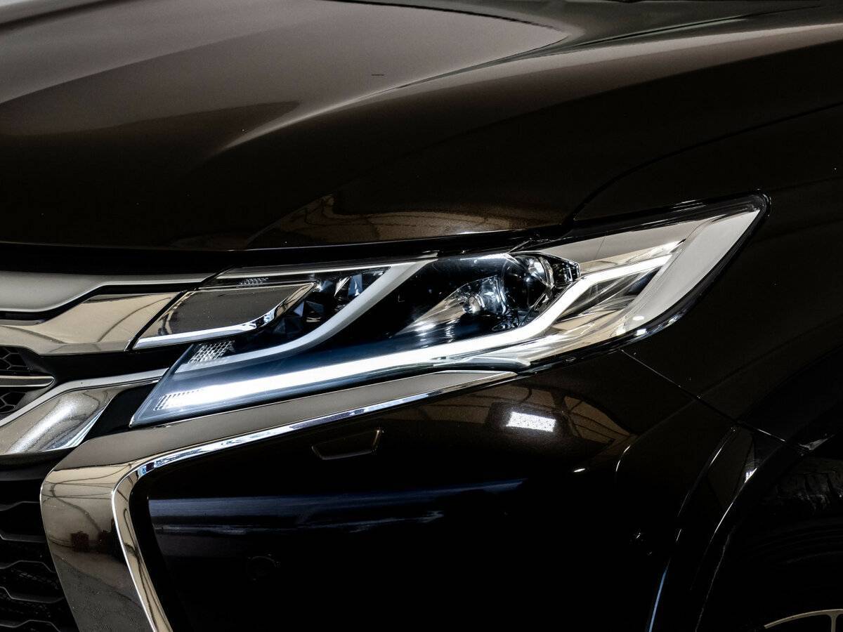 Mitsubishi Pajero Sport б/у, 2019, Автоматическая. Фото: #1