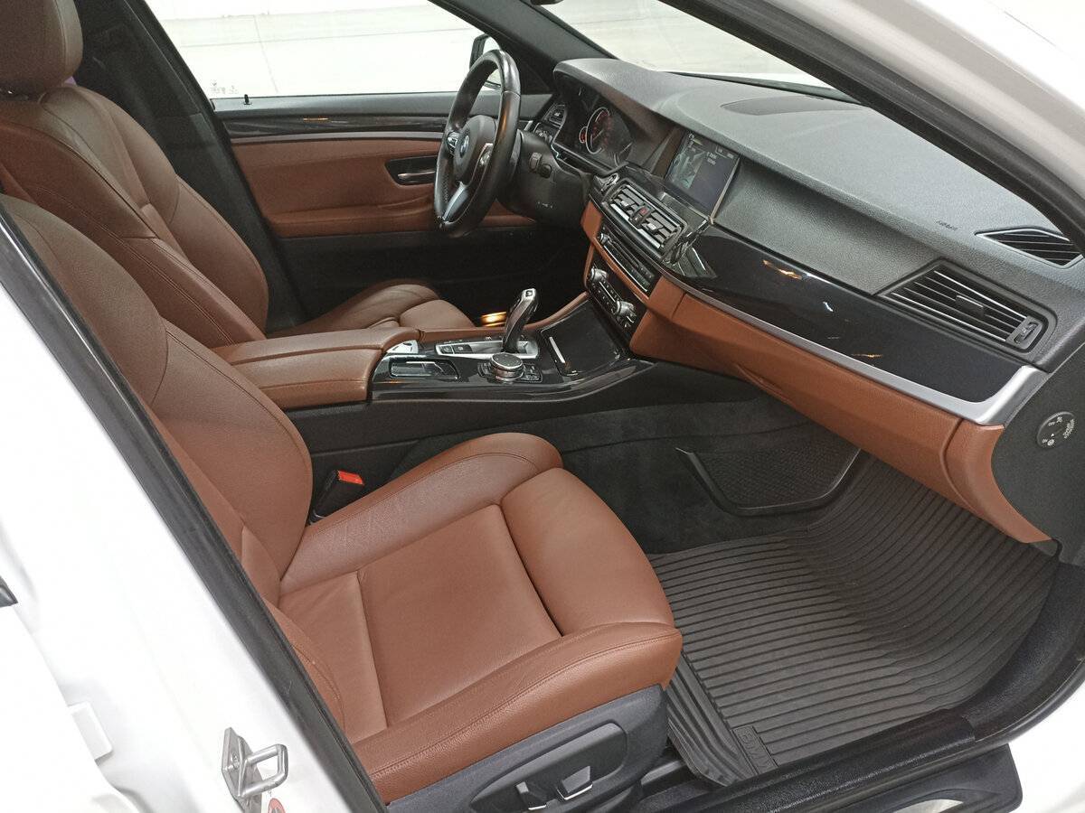 BMW 5 серии б/у, 2015, Автоматическая. Фото: #10