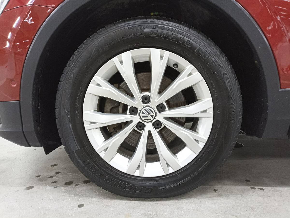 Volkswagen Tiguan б/у, 2018, Роботизированная. Фото: #17