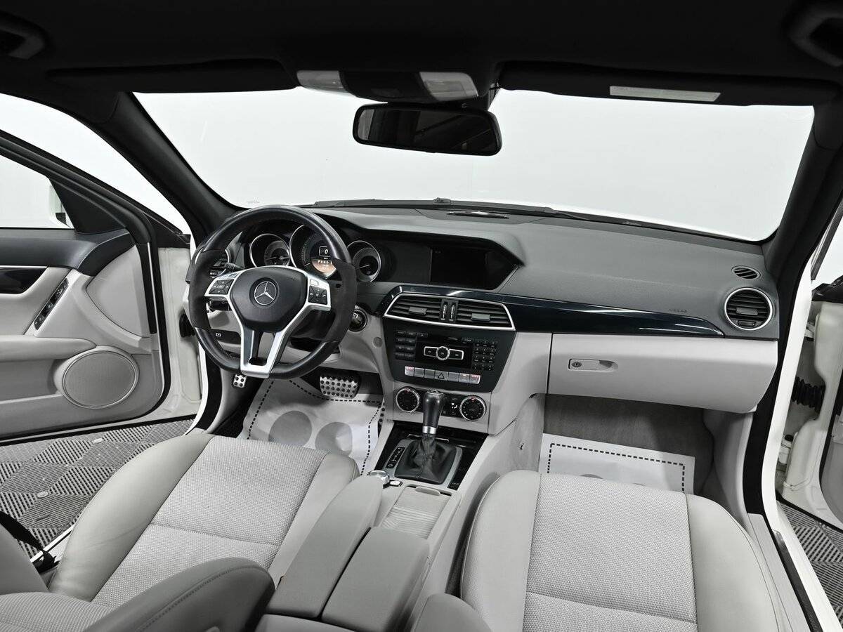 Mercedes-Benz C-Класс б/у, 2012, Автоматическая. Фото: #10