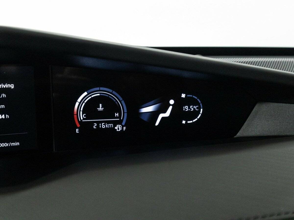 Changan UNI-V б/у, 2023, Роботизированная. Фото: #18