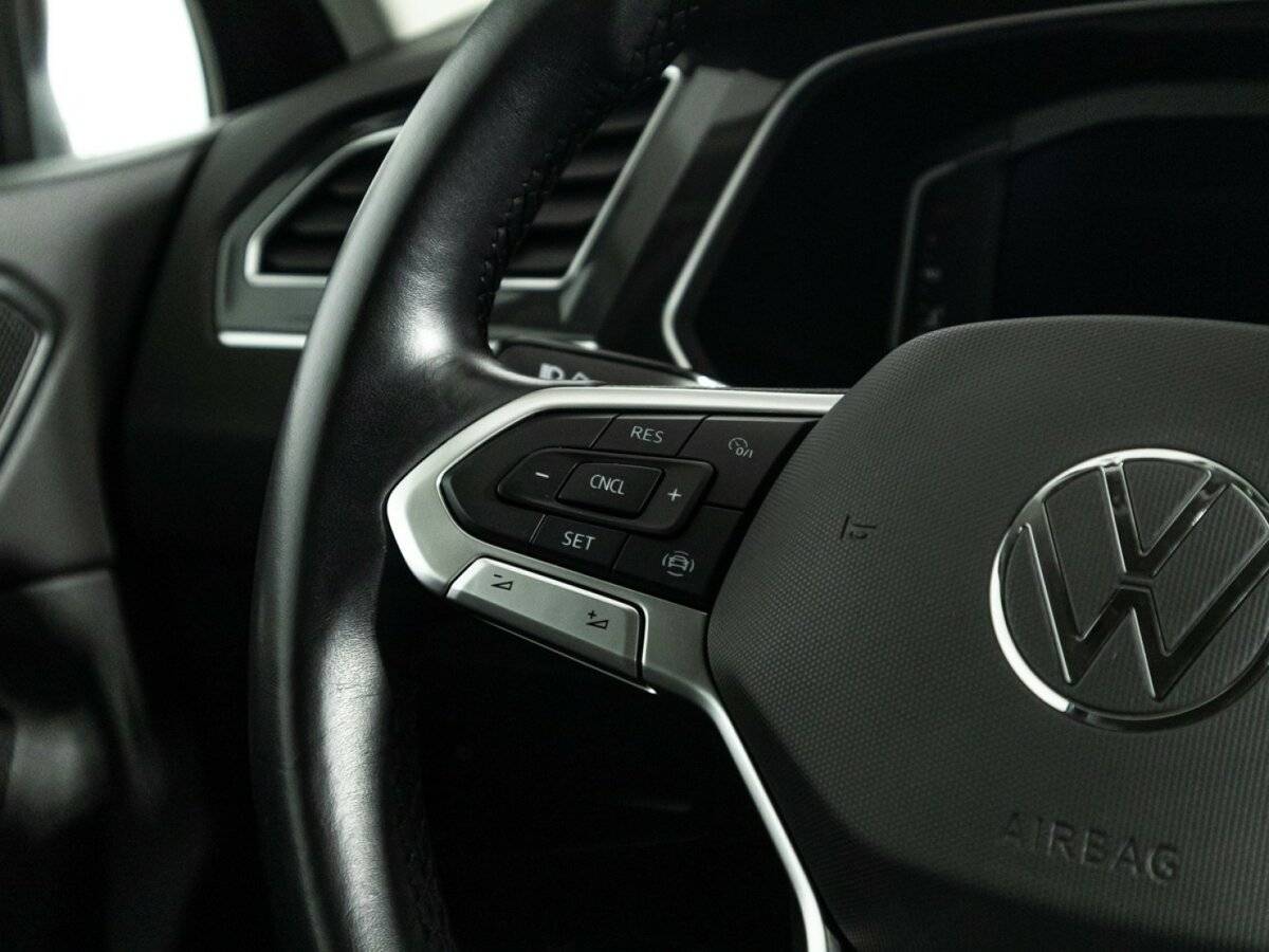 Volkswagen Tiguan б/у, 2021, Роботизированная. Фото: #23