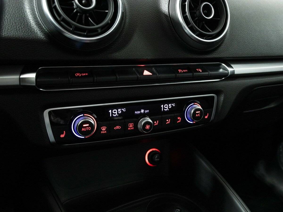 Audi A3 б/у, 2015, Роботизированная. Фото: #14