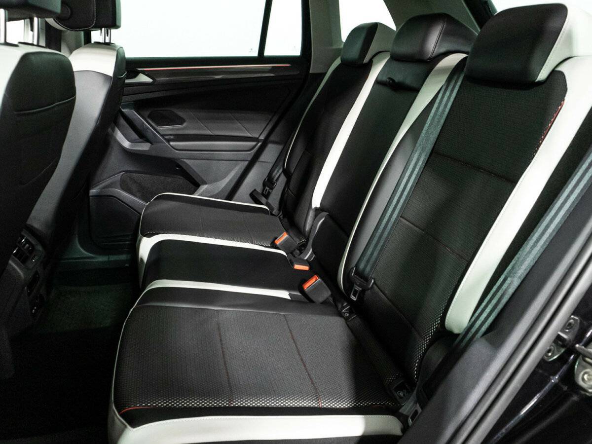 Volkswagen Tiguan б/у, 2022, Роботизированная. Фото: #9