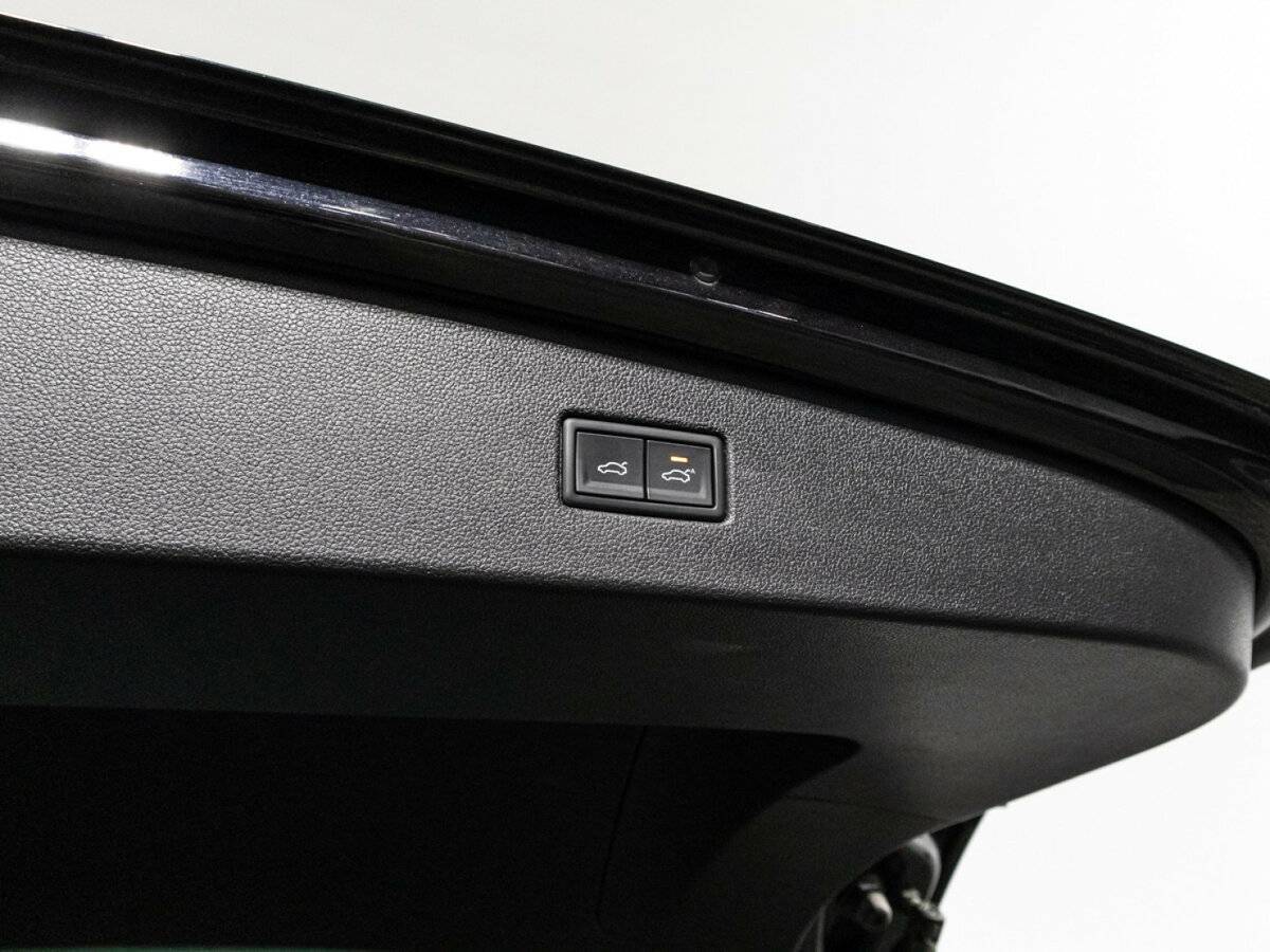 Volkswagen Tiguan б/у, 2022, Роботизированная. Фото: #15