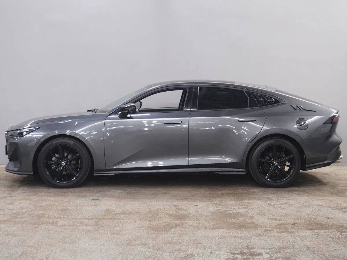 Changan UNI-V б/у, 2022, Роботизированная. Фото: #7