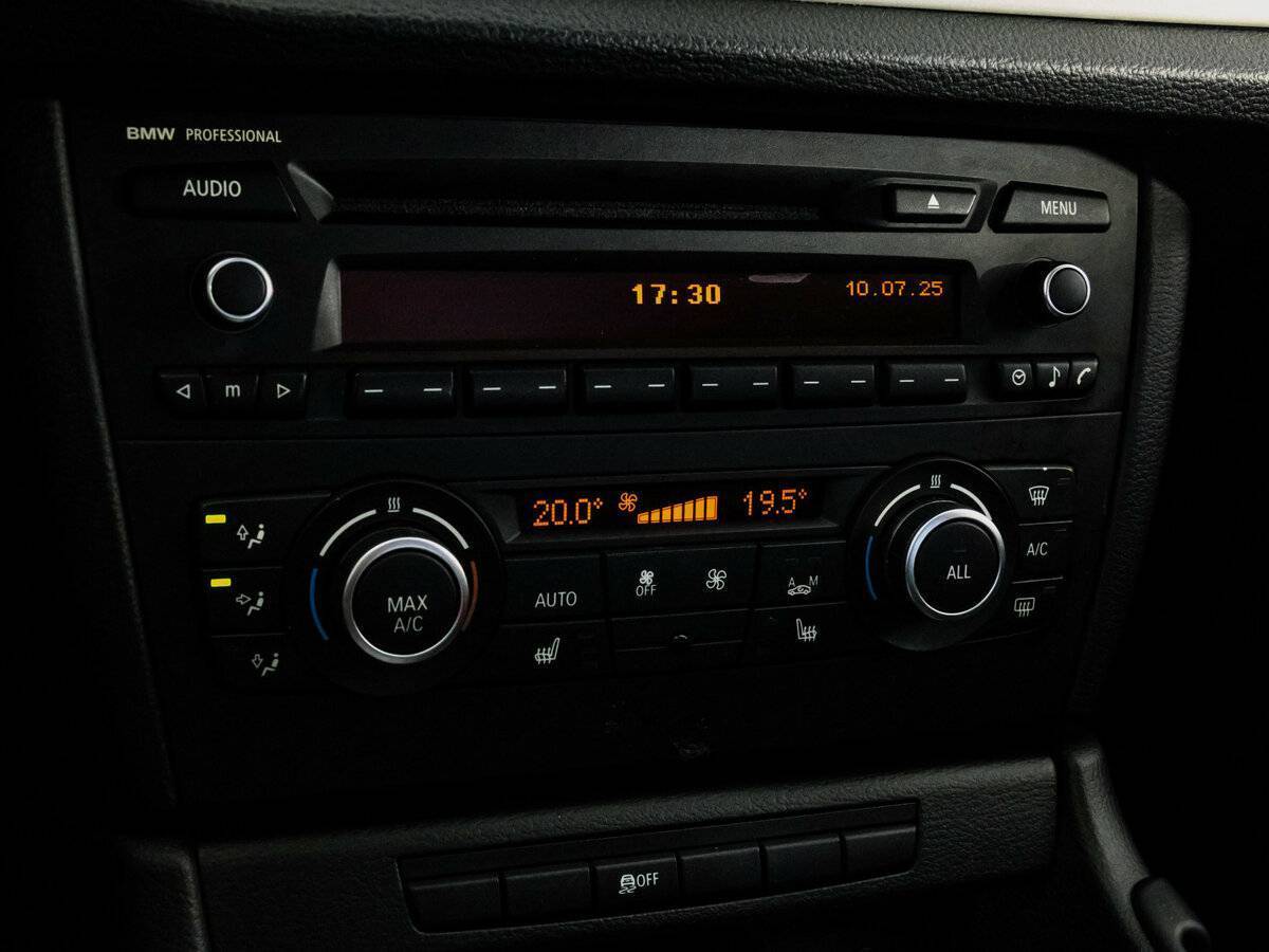 BMW X1 б/у, 2014, Автоматическая. Фото: #15