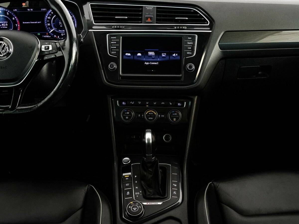 Volkswagen Tiguan б/у, 2017, Роботизированная. Фото: #13