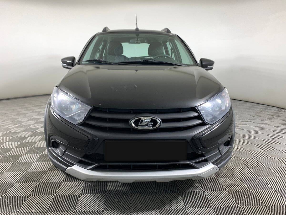 Lada (ВАЗ) Granta б/у, 2023, Механическая. Фото: #1