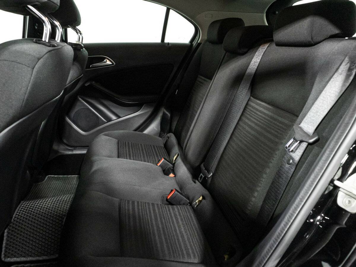 Mercedes-Benz A-Класс б/у, 2017, Роботизированная. Фото: #9