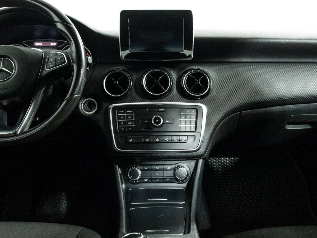 Mercedes-Benz A-Класс б/у, 2017, Роботизированная. Фото: #13