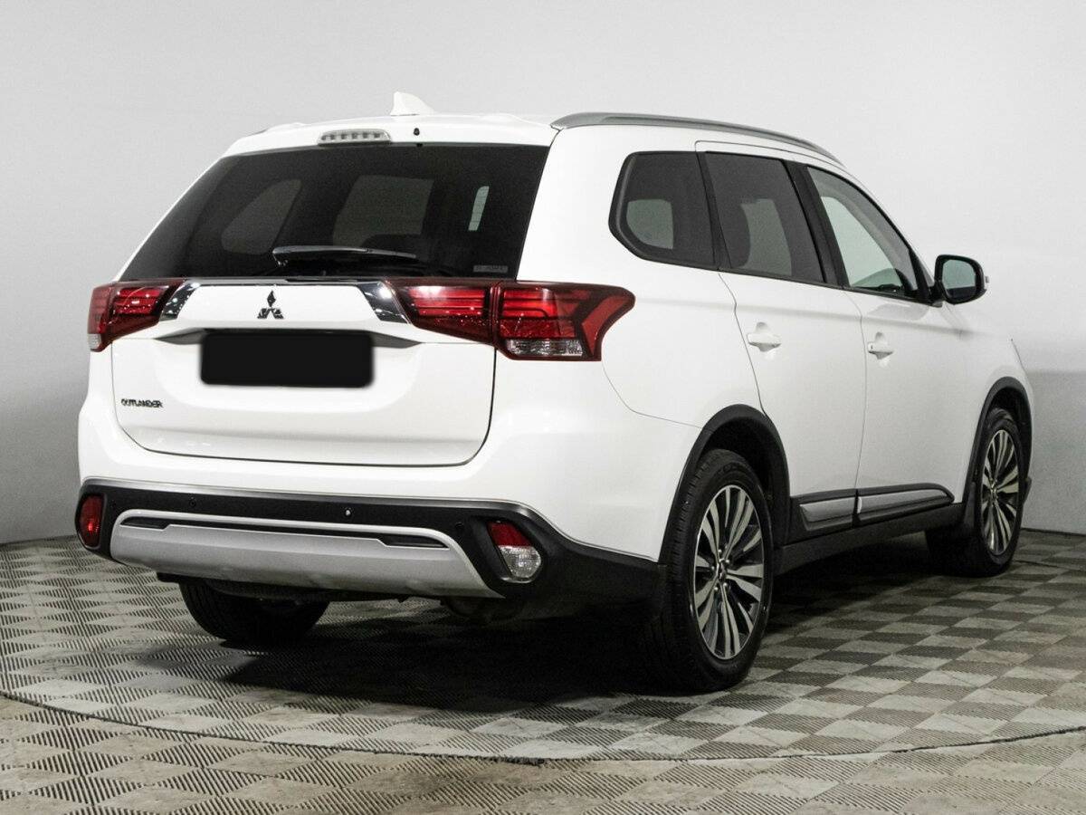 Mitsubishi Outlander б/у, 2020, Вариатор. Фото: #4