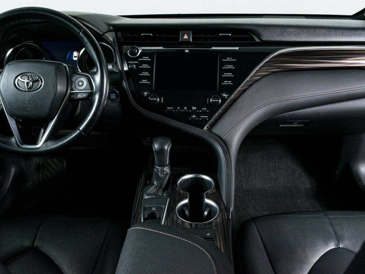 Toyota Camry б/у, 2020, Автоматическая. Фото: #10