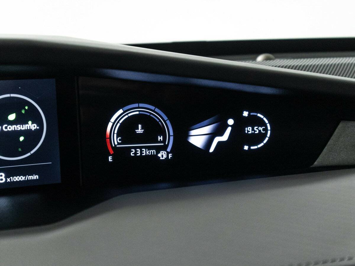 Changan UNI-V б/у, 2023, Роботизированная. Фото: #19