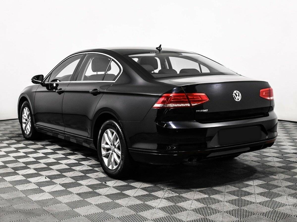 Volkswagen Passat б/у, 2018, Роботизированная. Фото: #6