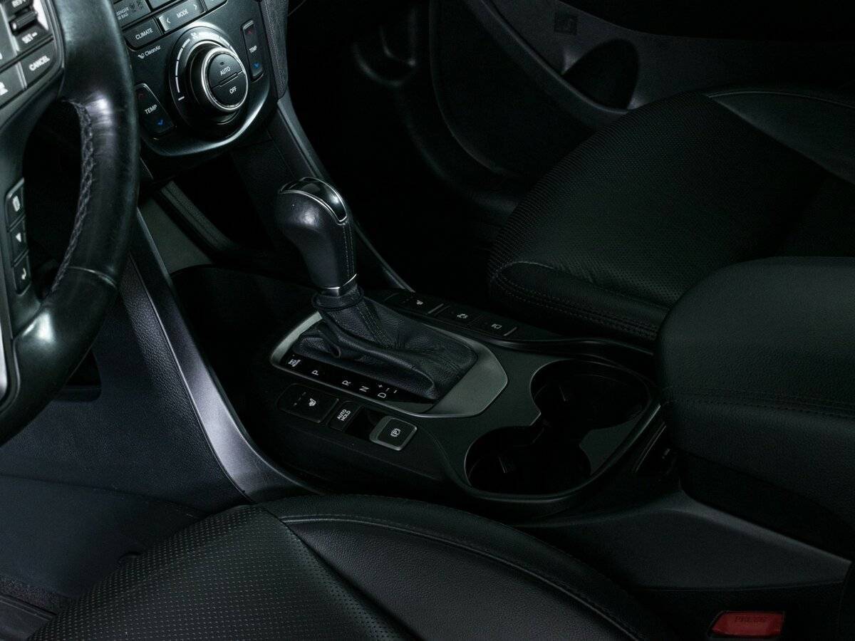 Hyundai Santa Fe б/у, 2017, Автоматическая. Фото: #14
