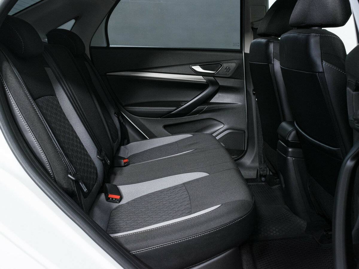 Lada (ВАЗ) Vesta б/у, 2024, Вариатор. Фото: #9