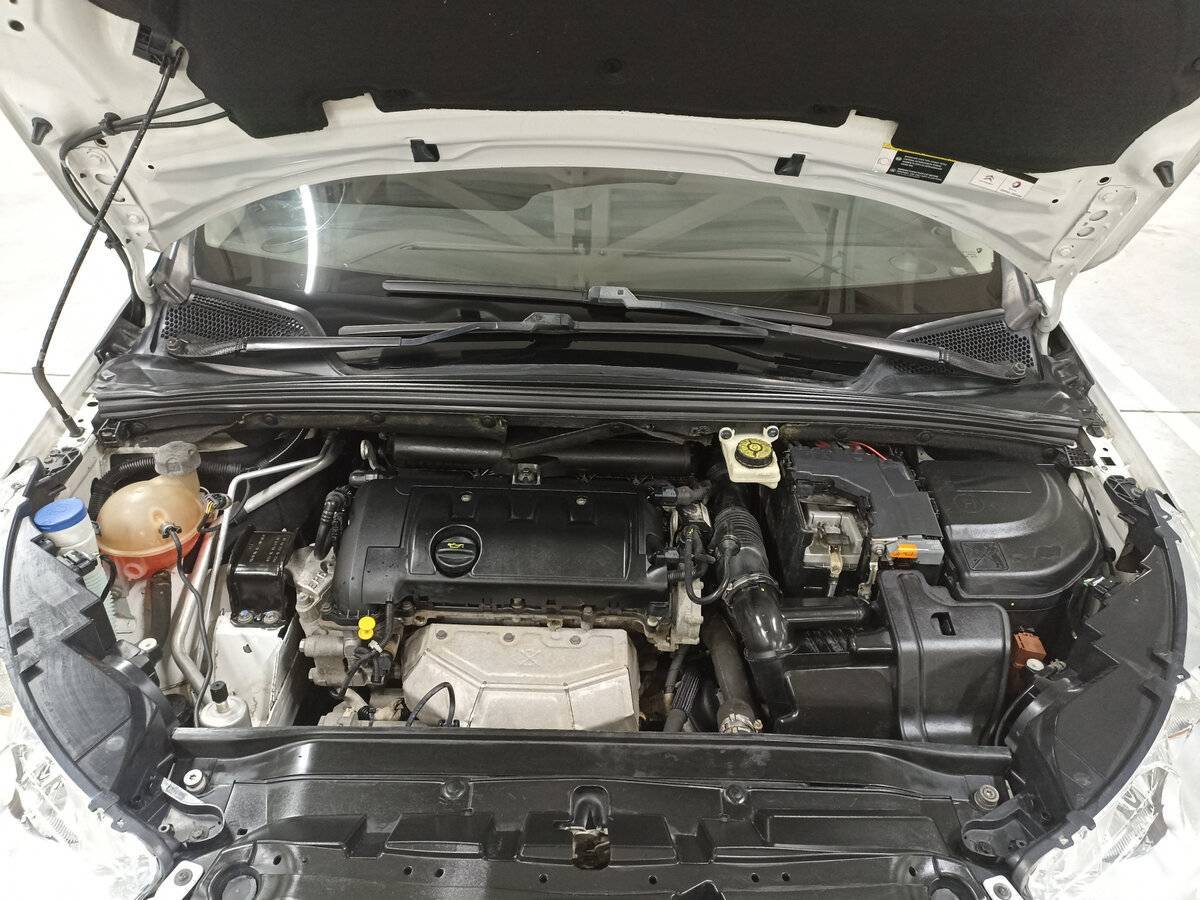 Citroen C4 б/у, 2013, Автоматическая. Фото: #8