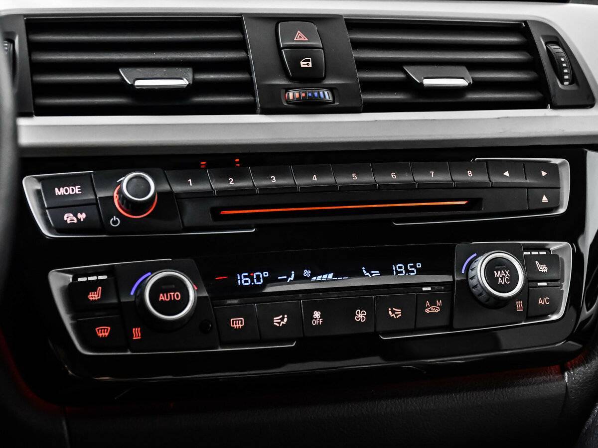 BMW 3 серии б/у, 2015, Автоматическая. Фото: #16