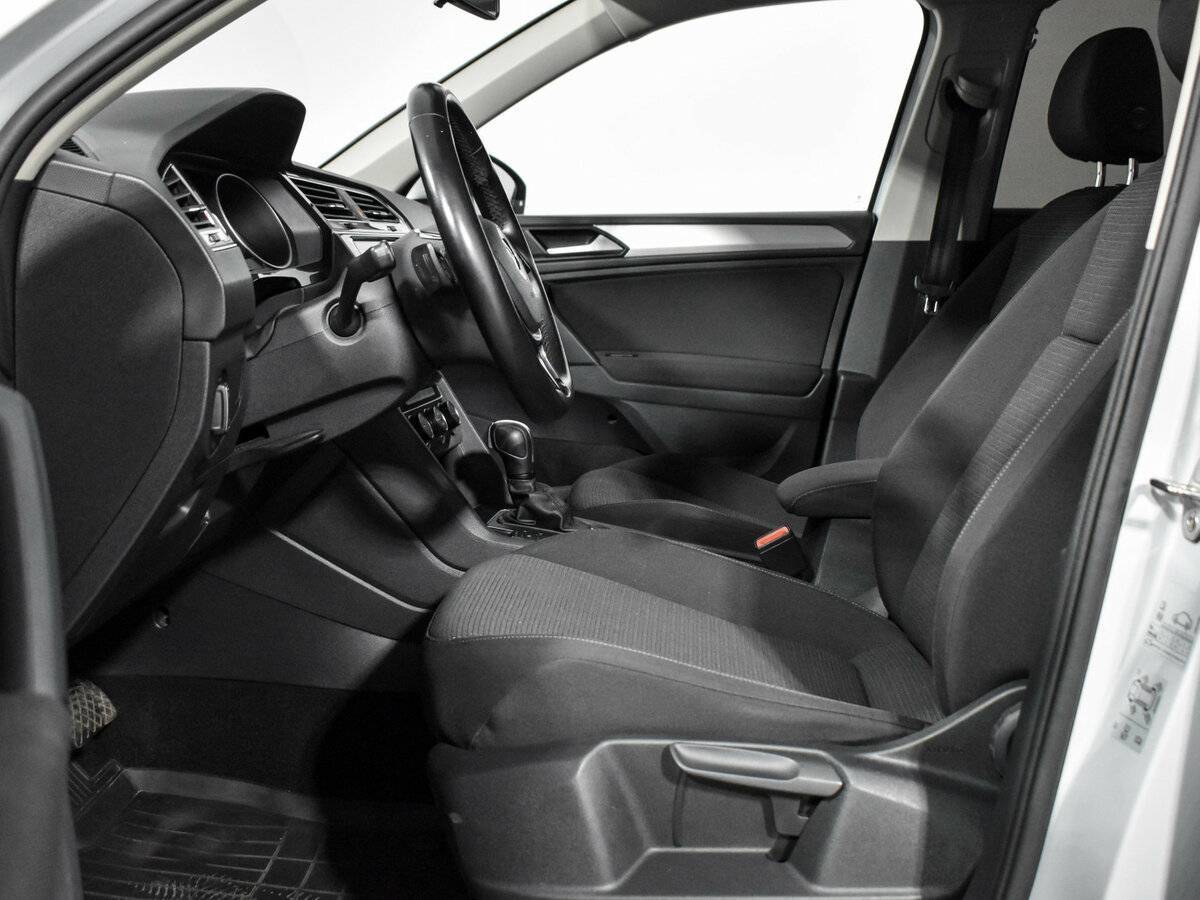 Volkswagen Tiguan б/у, 2019, Роботизированная. Фото: #9