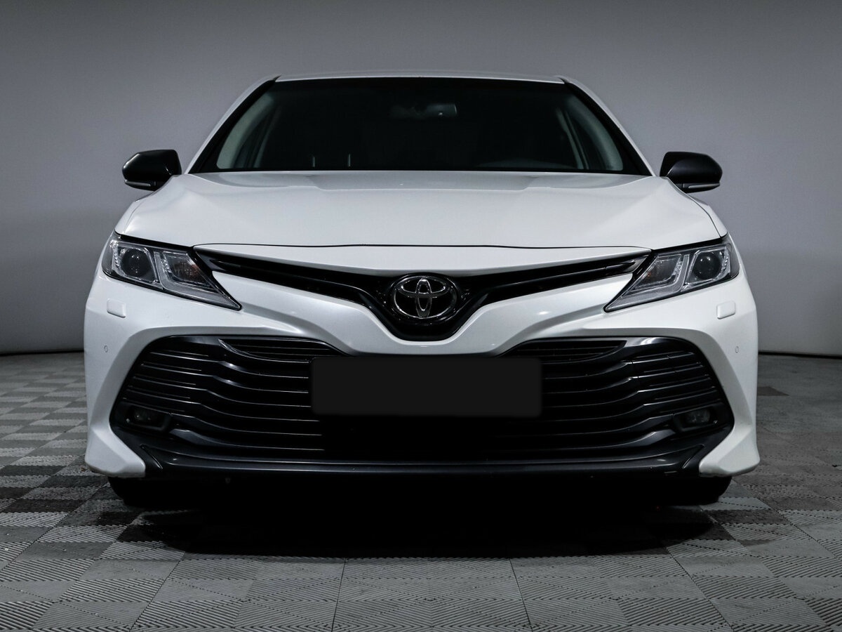 Toyota Camry б/у, 2020, Автоматическая. Фото: #1