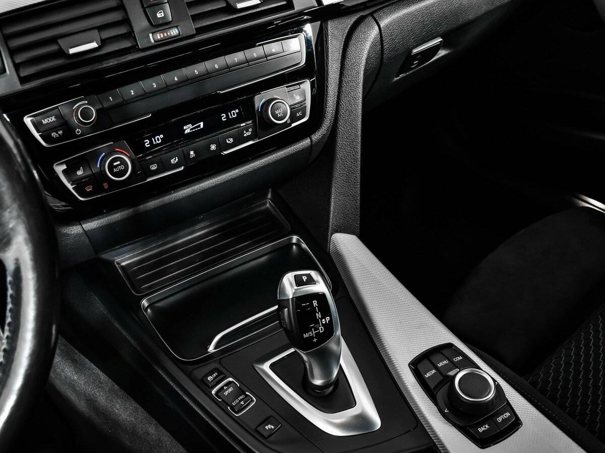 BMW 3 серии б/у, 2017, Автоматическая. Фото: #14