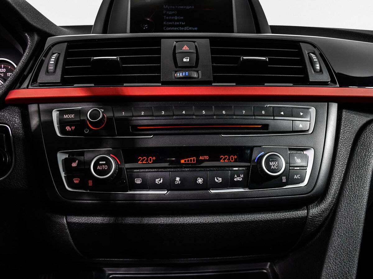 BMW 3 серии б/у, 2015, Автоматическая. Фото: #18