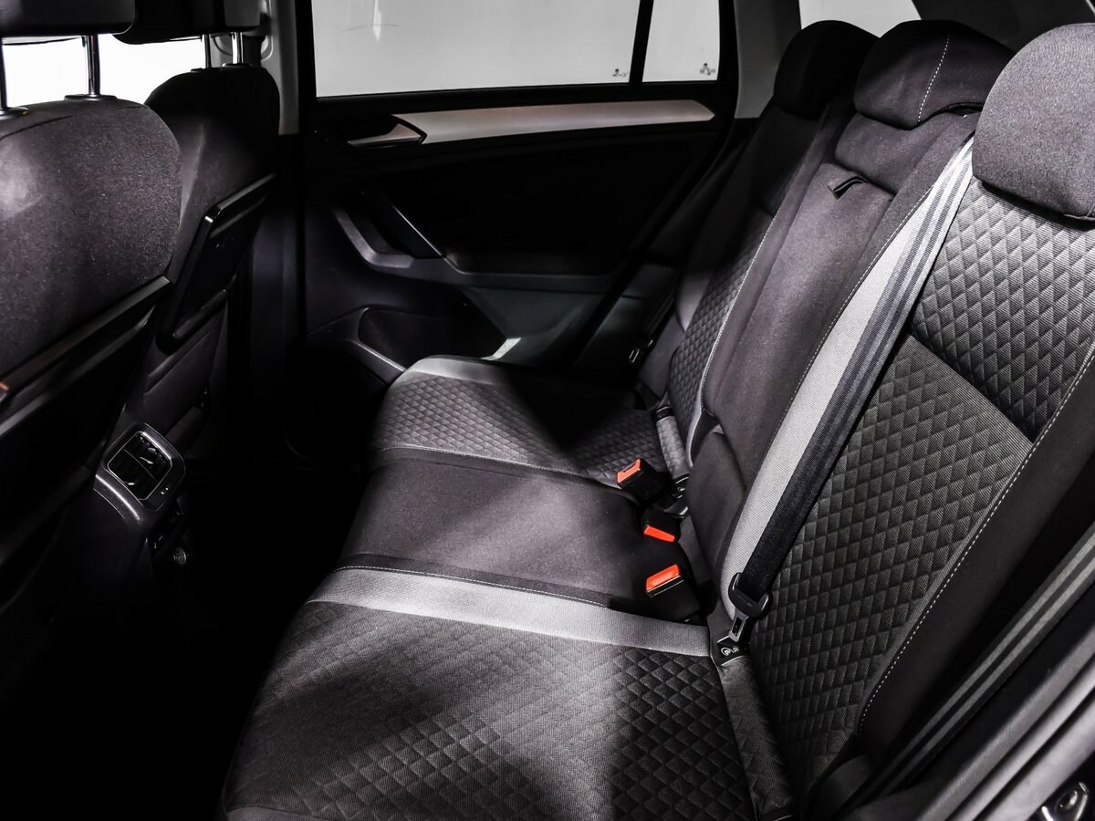 Volkswagen Tiguan б/у, 2017, Роботизированная. Фото: #9